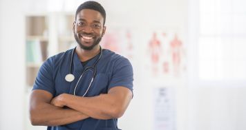 Comment choisir son infirmière à domicile