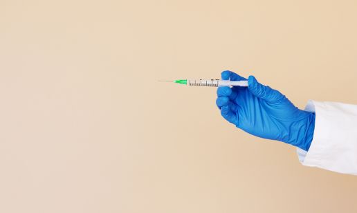piqure-vaccin-infirmier